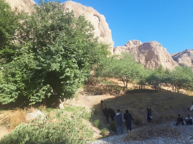چشمه پارک فدک اندیمشک جاده سد دز