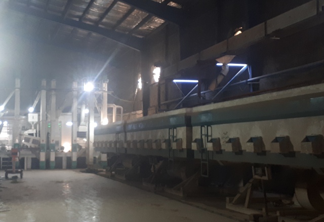 فروش عمده برنج عنبر بو خوزستان با نام عبدالخان در اهواز 