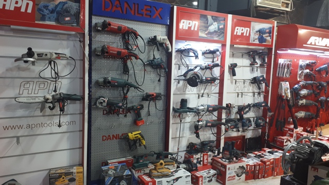 شهر ابزار ،موتور برق ، اره برقی ، دریل ، کارواش اهواز به مدیریت امیر زرگری