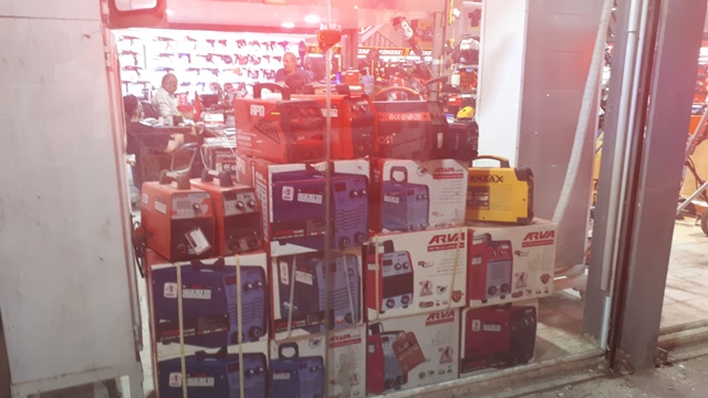 شهر ابزار ،موتور برق ، اره برقی ، دریل ، کارواش اهواز به مدیریت امیر زرگری