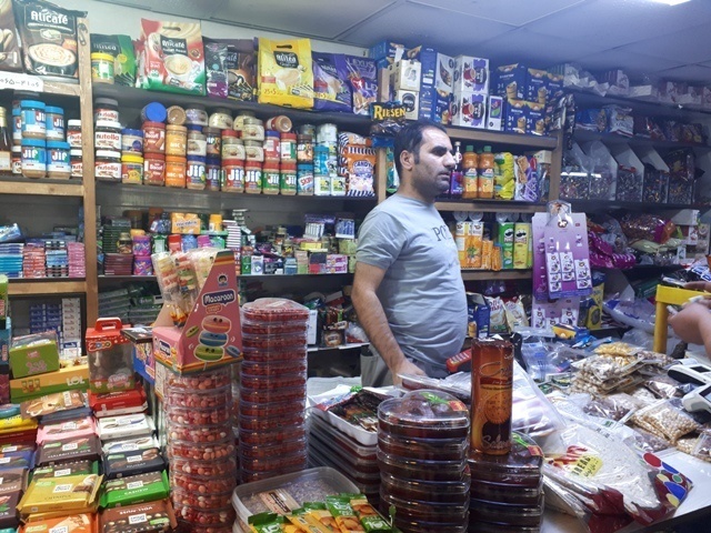 خرید روزانه منزل به صورت شبانه روزی فروشگاه تپلی فلکه ساعت اهواز