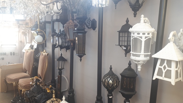 انواع چراغ پارکی،حیاطی،باغی پایه دار و دیواری اهواز به مدیریت صادقی