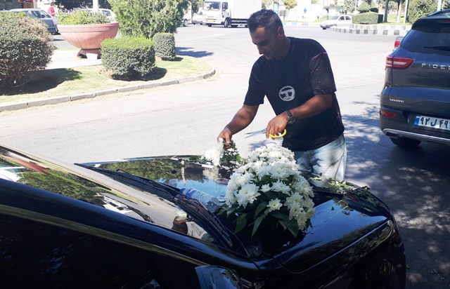 تشریفات گل خاطره ، نزئین ماشین عروس ملایر به مدیریت مسعود علییاری